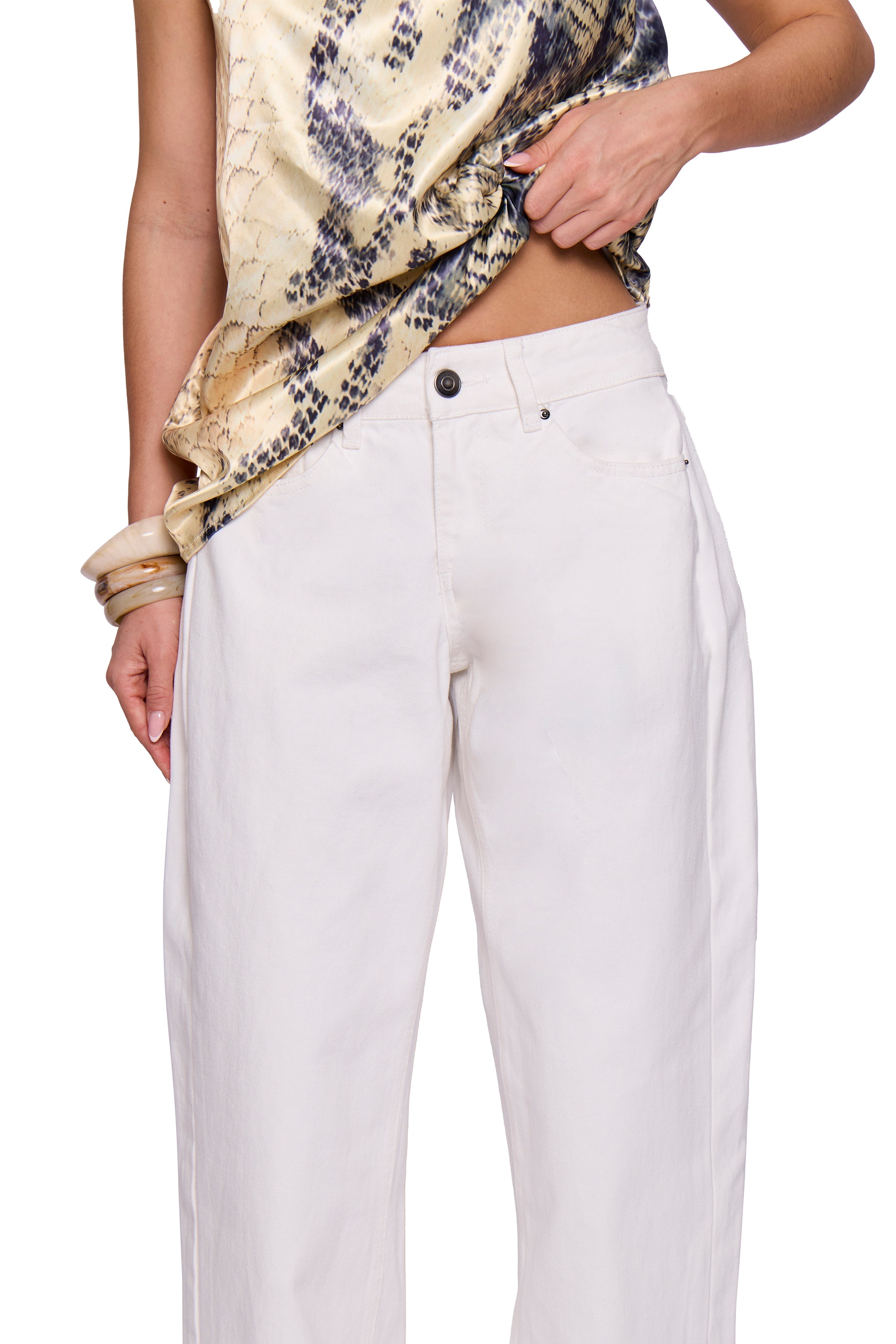 White Denim Barrel Jean