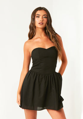 Charlotte Black Sweetheart Neckline Mini Skater Dress